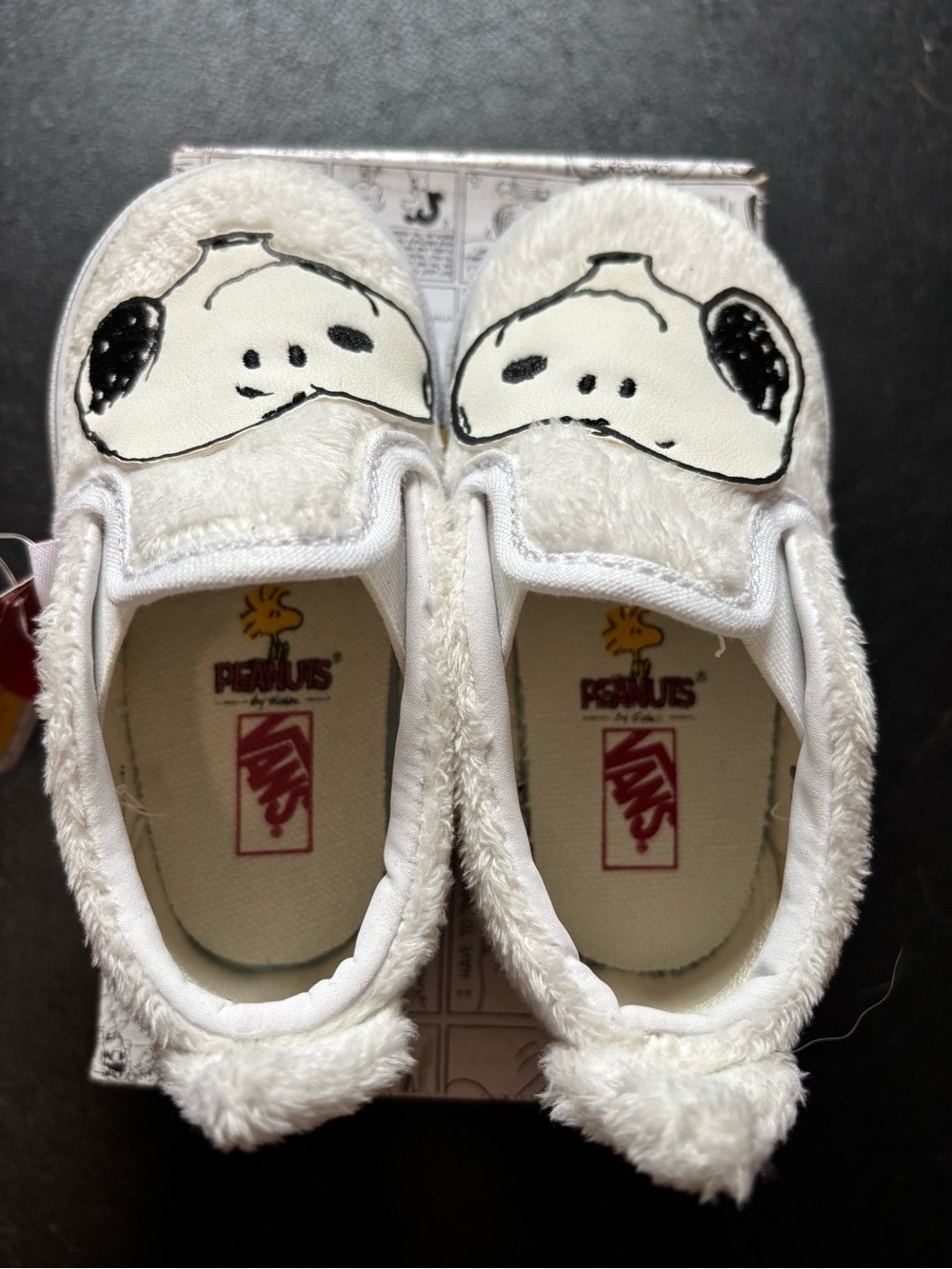 Vans Kids White Snoopy Fuzzy Slip-On Sneakers - Picture 4 of 6